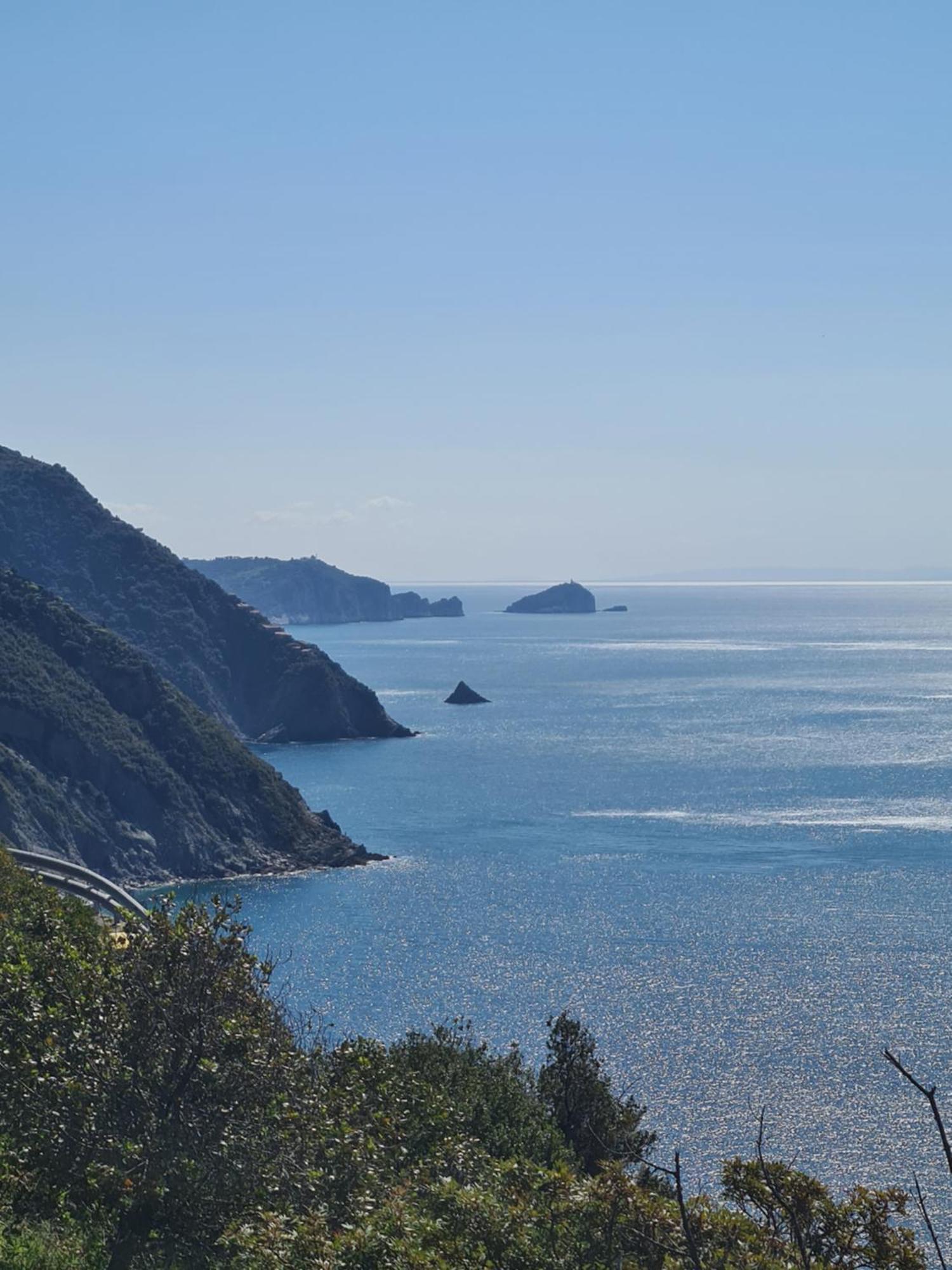 San Giovanni Apt, Seaview Terrace, 2 Aircondo Bdr, Easy From Train Or Private Parking Riomaggiore Kültér fotó